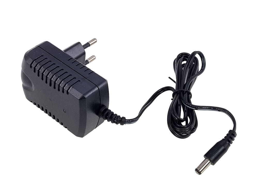 Nabíječka 24 V / 1 A s LED diodou pro dětská elektrická vozítka HKI240V-240100