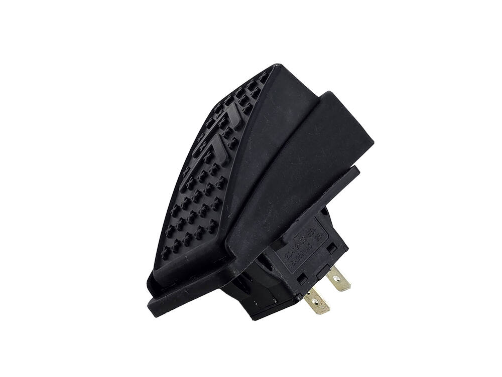 Náhradný pedál PED14 so spínačom 2 pin pre detské elektrické vozidlá